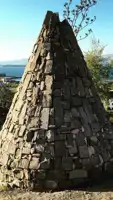 dry-stone-viewtop-cairn.jpg